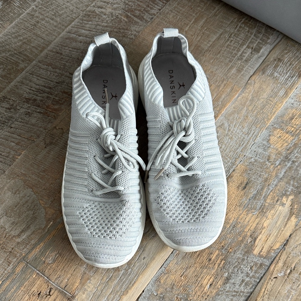Danskin Energy Lace Up Sneakers Grey and White Size 9